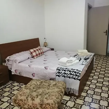 Monolocale/bilocale A Pochi Km Dal Mare Apartamento
